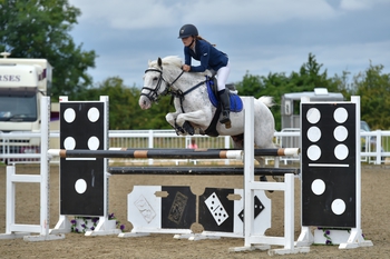 Chloe Gunning Wins the Squibb Group Pony Foxhunter Second Round in Fine Style at Arena UK